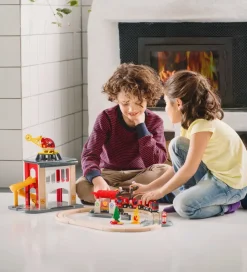 BRIO Brio><noscript><img width=