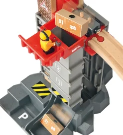 BRIO Brio>World Togbane m. Lagerbygning - 32 dele - Løft & Læs 33887