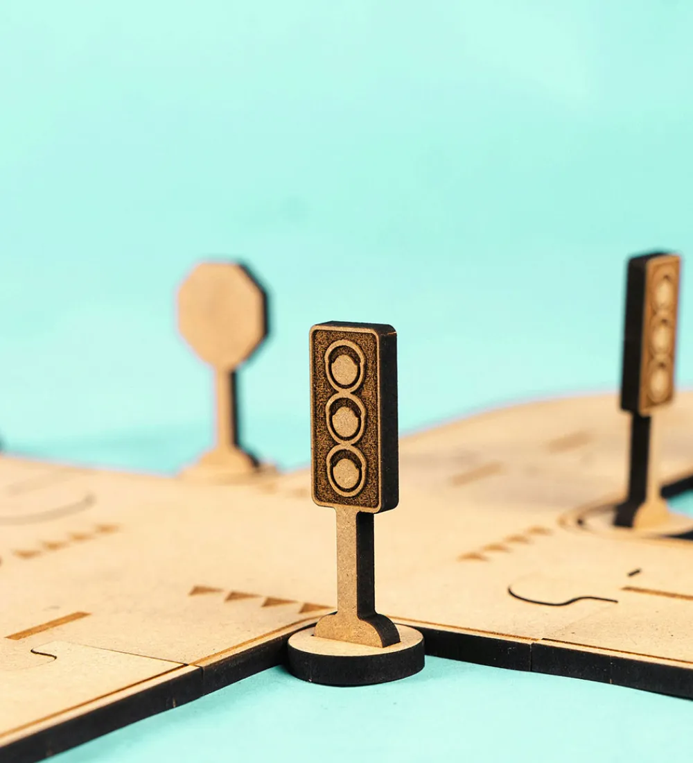 Crateit Biler, Tog Og Køretøjer|Trælegetøj>Kreasæt - Town - Træ - Trafikskilte - 10 Dele