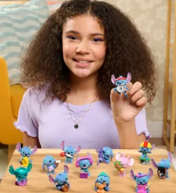 Stitch Figurer>Disney Legetøj - Collectible Capsule Figure S5 - Assort.