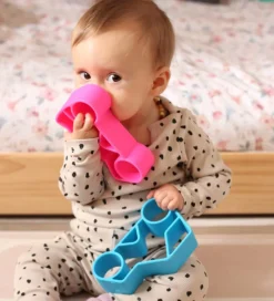 Dëna Bideringe|Babylegetøj><noscript><img width=