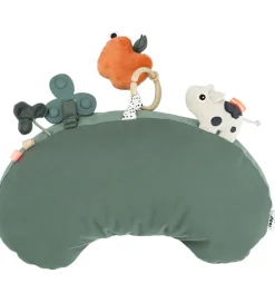 Done by Deer Babylegetøj|Aktivitetslegetøj>Pude m. Aktivitetslegetøj - Tiny Farm - Grøn