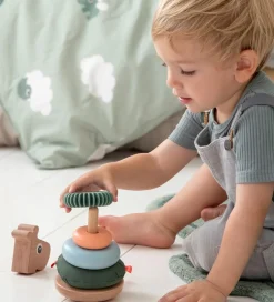 Done by Deer Stablelegetøj><noscript><img width=