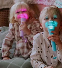 Lalarma Lommelygter><noscript><img width=