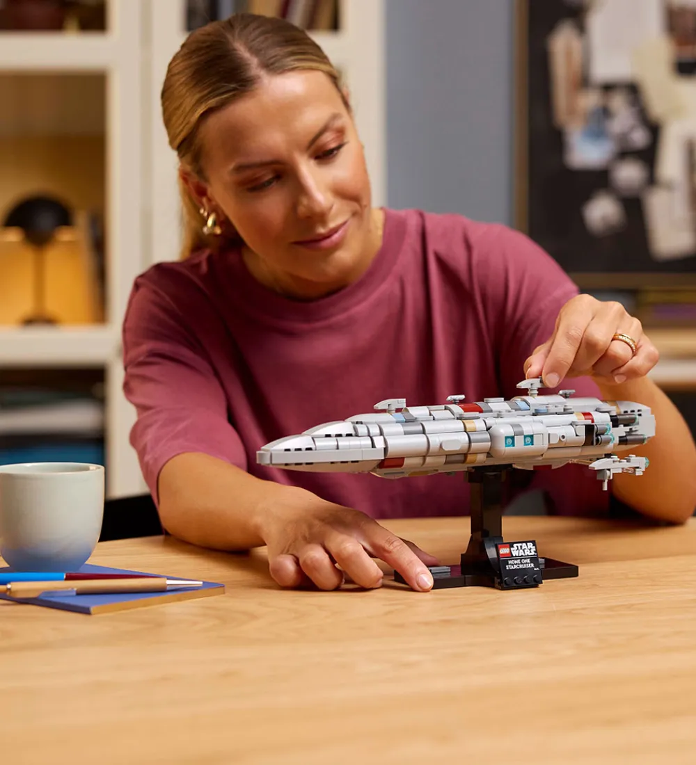 LEGO® Konstruktionslegetøj|Lego®>Star Wars - Home One-stjernekrydser 75405 - 559 Dele