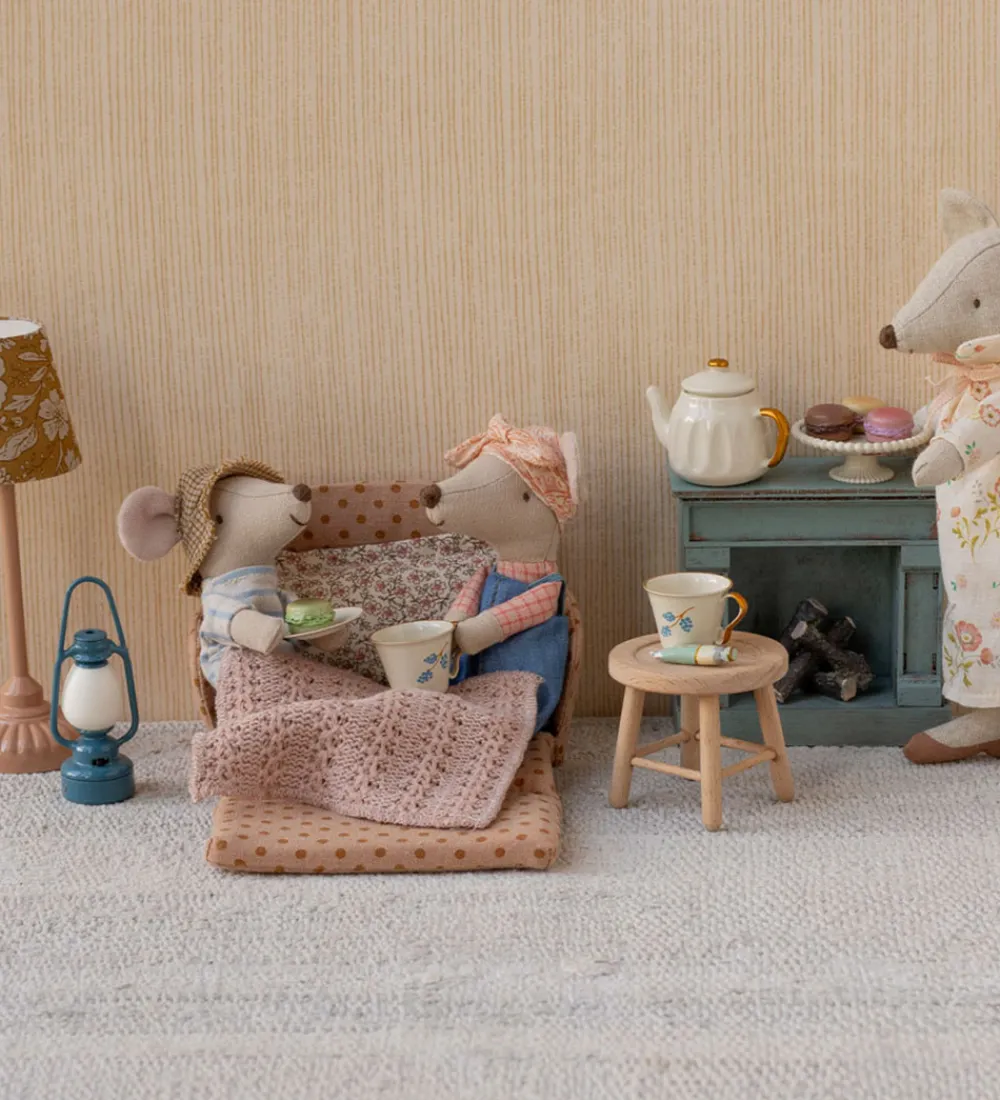Maileg Dukker Og Tilbehør>Miniature Sofaseng - Mus -Prikker