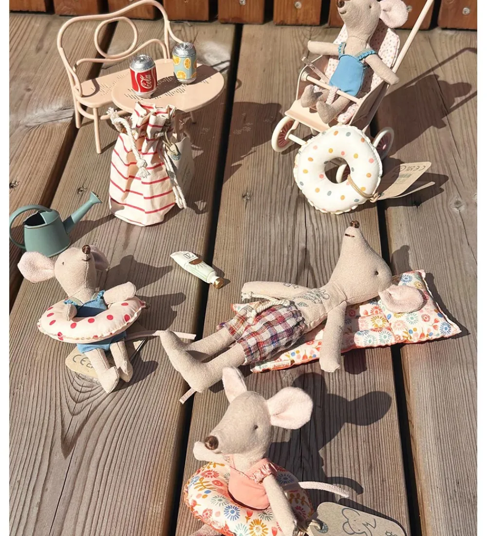 Maileg Bamser>Strand-mus m. Luftmadras - Far Mus - Blomster