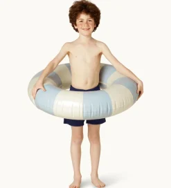 Petites Pommes Udeleg Og Udendørs Legetøj|Baderinge>Badering - 90 cm - Sally - Nordic Blue