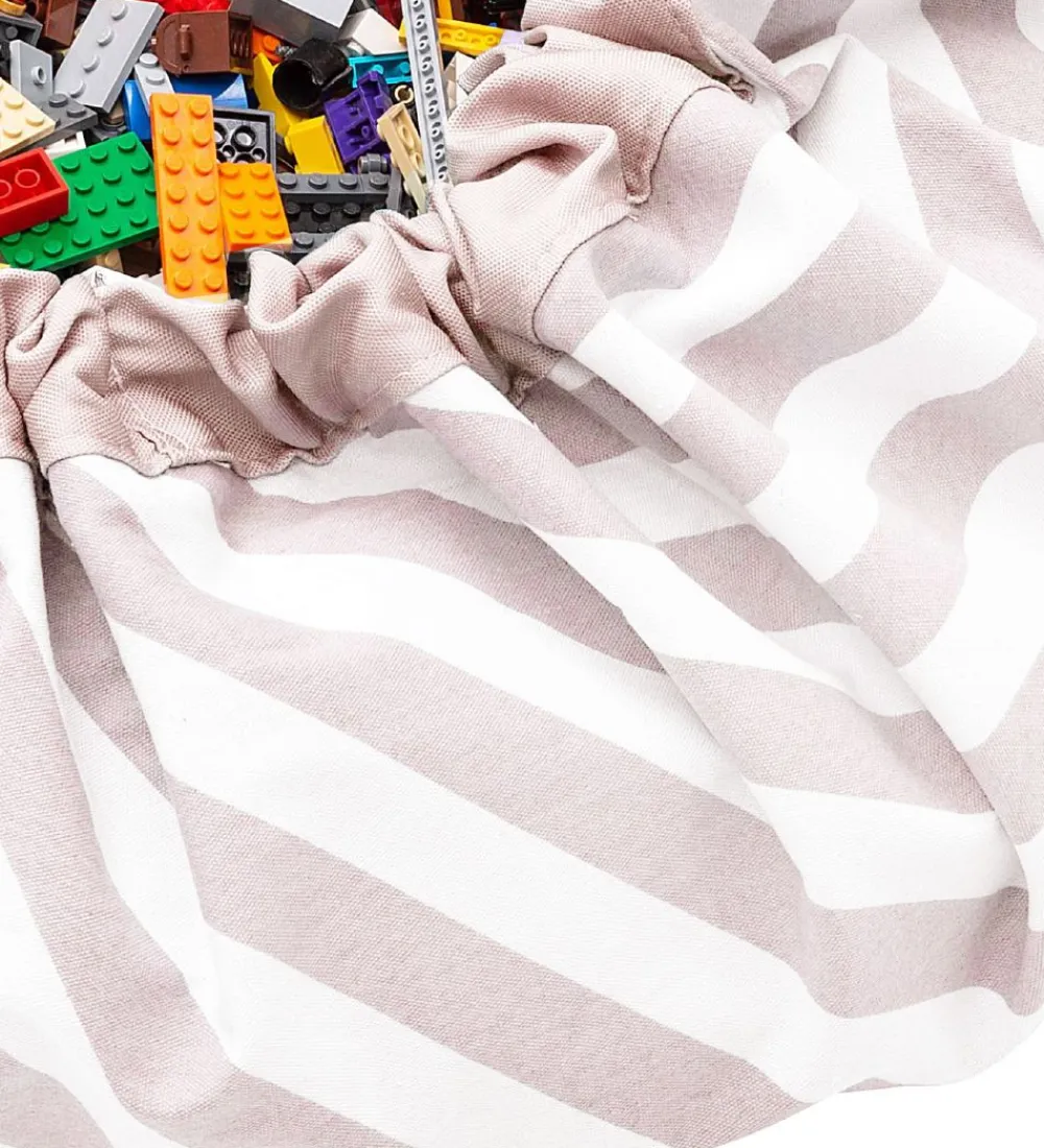 Play&Go Legetæpper Og Legegulve>Legetøjstæppe - Ø140 cm - Stripes Pink