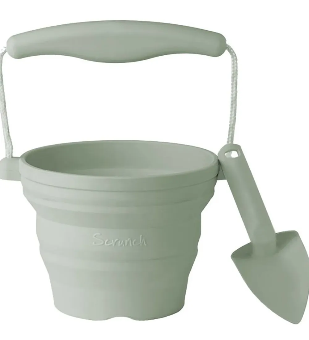 Scrunch Strandlegetøj>Foldbar Spand m. Skovl - 11x9 cm - Sage Green